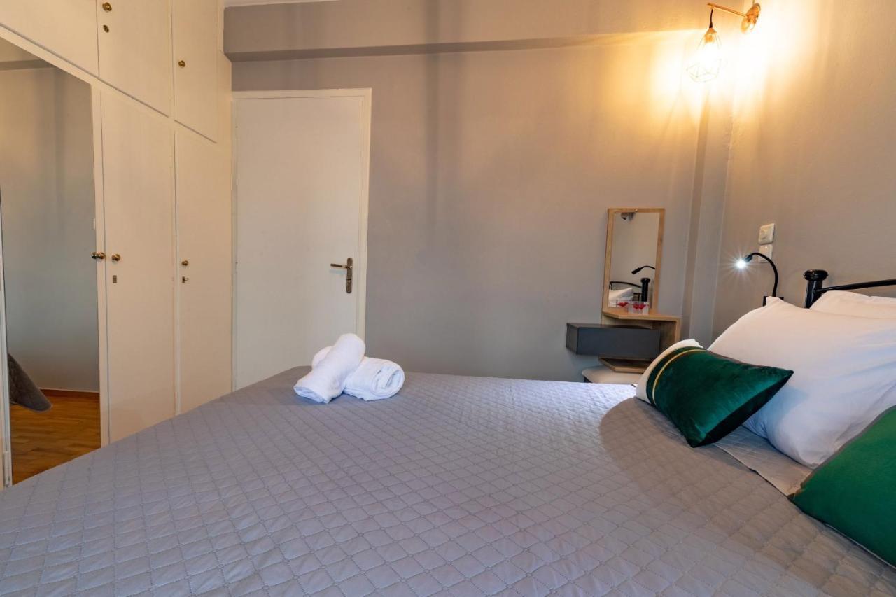 Johnny'S Three Bedroom Apartment Nauplia Esterno foto