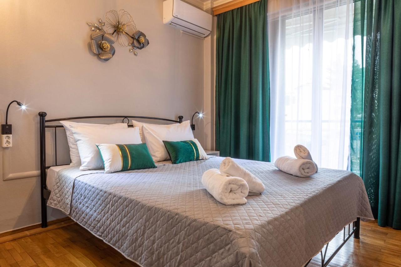 Johnny'S Three Bedroom Apartment Nauplia Esterno foto