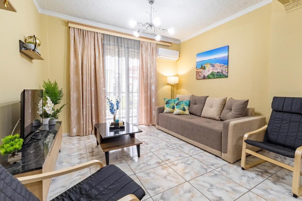 Johnny'S Three Bedroom Apartment Nauplia Esterno foto