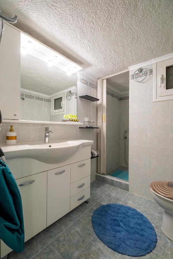 Johnny'S Three Bedroom Apartment Nauplia Esterno foto
